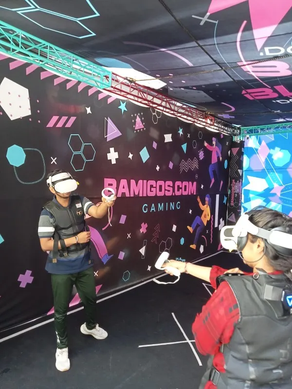 Players in a VR arena on rent